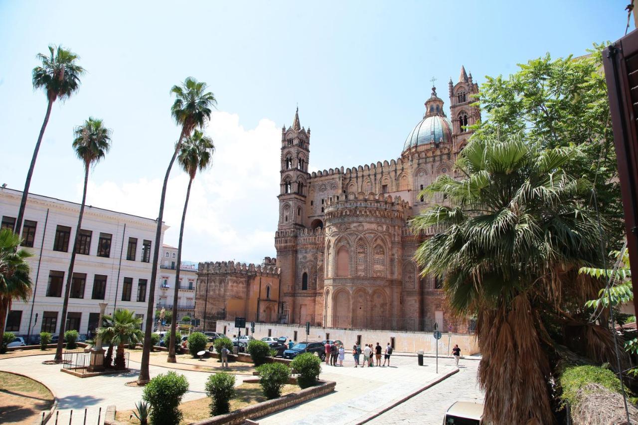 Alle Absidi Della Cattedrale Palermo Bagian luar foto